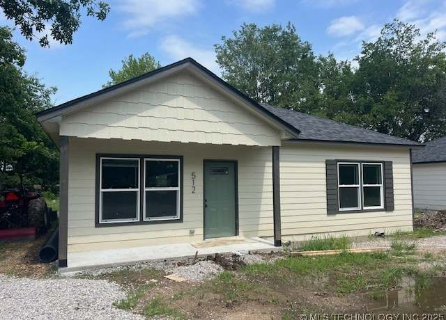 Property at 512 S Creek Ave, Haskell, OK 74436, 2 beds, 1 bath