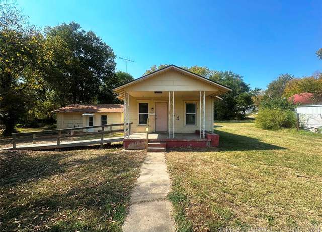 Property at 1721 Bighill Ave, Pawhuska, OK 74056, 3 beds, 1 bath
