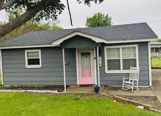 Property at 1315 W Arkansas, Durant, OK 74701, 2 beds, 1 bath