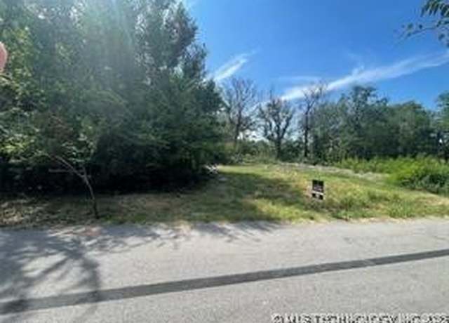 Property at 2818 N Garrison Pl, Tulsa, OK 74106