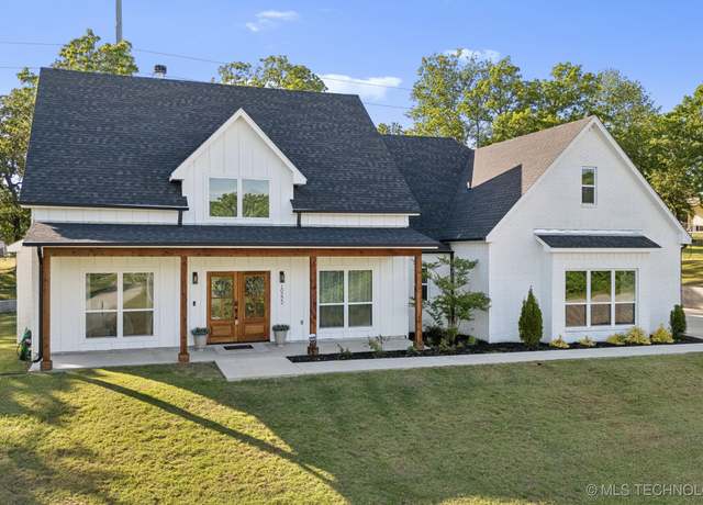 Property at 10222 S 198th WestAvenue, Sapulpa, OK 74066, 4 beds, 3 baths
