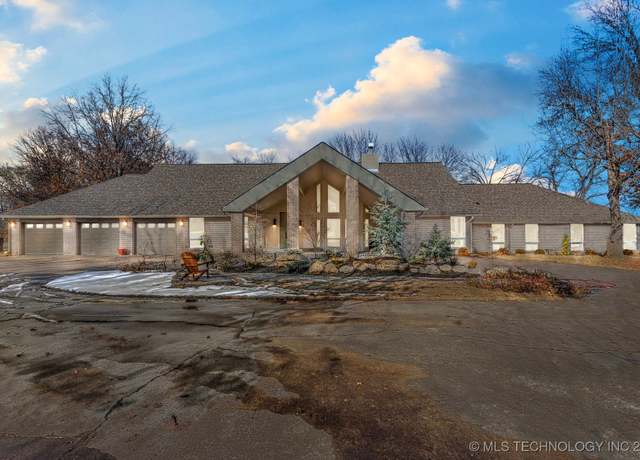 Property at 9300 S 190th East Ave, Broken Arrow, OK 74012, 5 beds, 7 baths