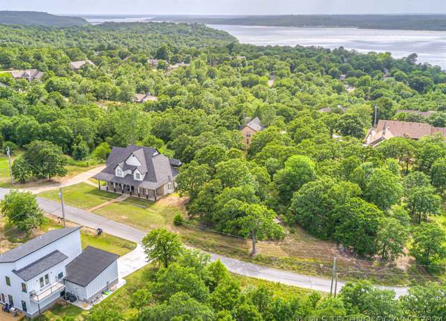 Property at 143 N Keypoint Dr, Sand Springs, OK 74063
