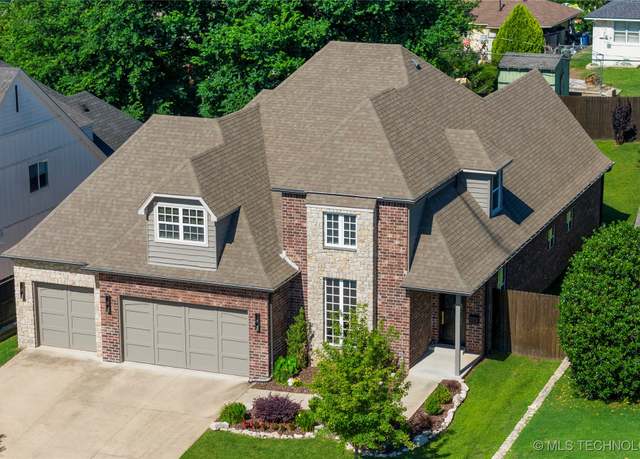 Property at 3528 S Wheeling Ave, Tulsa, OK 74105, 4 beds, 3.5 baths