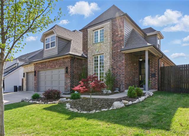 Property at 3528 S Wheeling Ave, Tulsa, OK 74105, 4 beds, 3.5 baths
