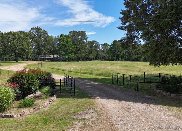 Property at 175 Johnson Rd, Broken Bow, OK 74728, 3 beds, 2 baths