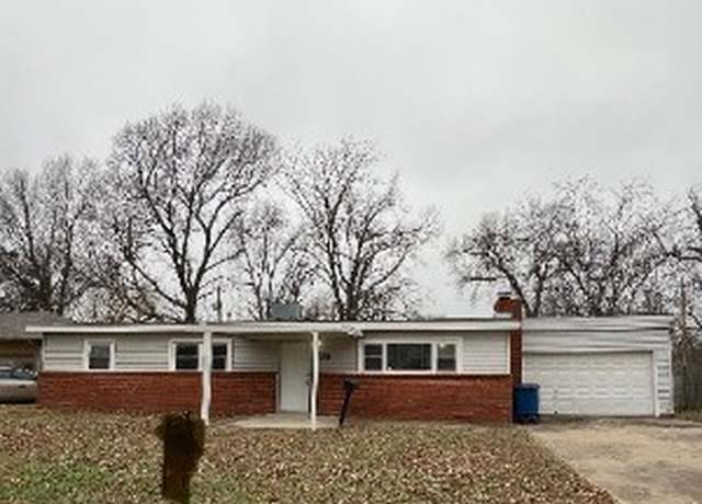 Property at 728 S 91st EastAvenue, Tulsa, OK 74112, 3 beds, 2 baths