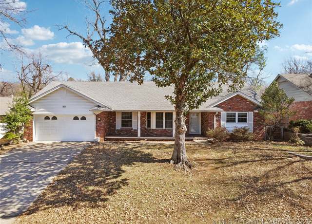 Property at 7937 S Florence Ave, Tulsa, OK 74136, 3 beds, 2.5 baths
