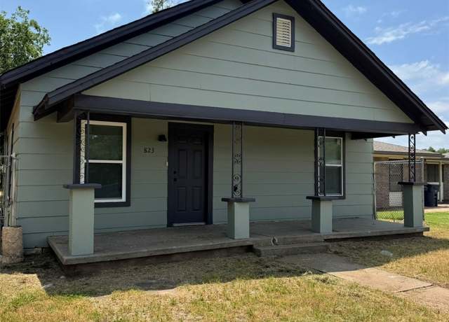 Property at 823 W 9th St, Shawnee, OK 74801, 3 beds, 1 bath
