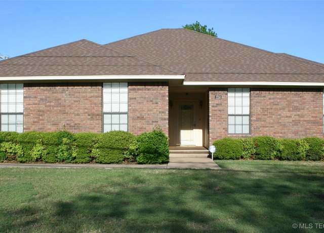 Property at 1750 Mt Washington Rd, Ardmore, OK 73401, 3 beds, 2 baths