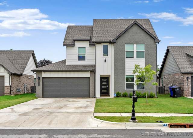 Property at 4632 S Chestnut Ave, Broken Arrow, OK 74011, 4 beds, 3 baths