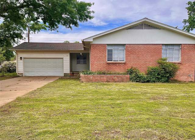 Property at 6721 E 27th St, Tulsa, OK 74129, 3 beds, 2 baths
