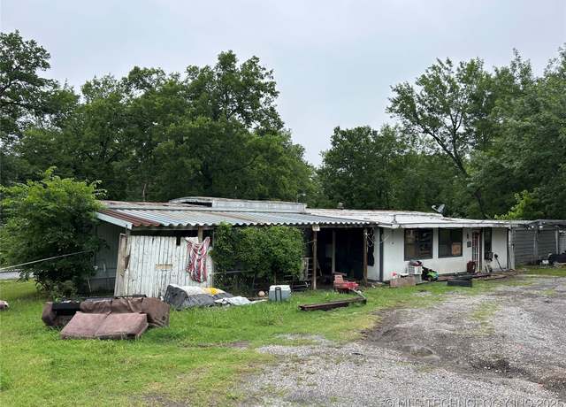 Property at 68383 S 318 Rd, Wagoner, OK 74467, 2 beds, 1 bath