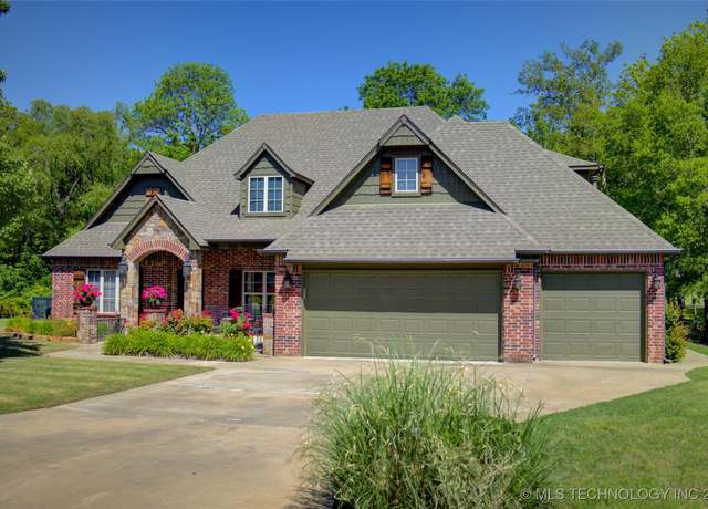 Property at 3402 Harbour Town Pl, Claremore, OK 74019, 4 beds, 3 baths