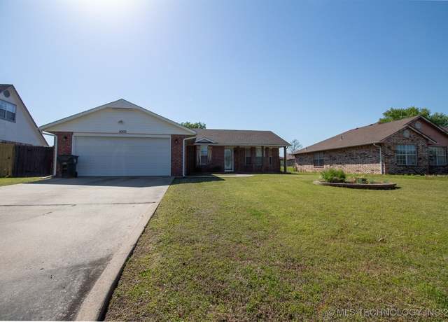 Property at 4005 Chaucer St, Muskogee, OK 74403, 3 beds, 2 baths