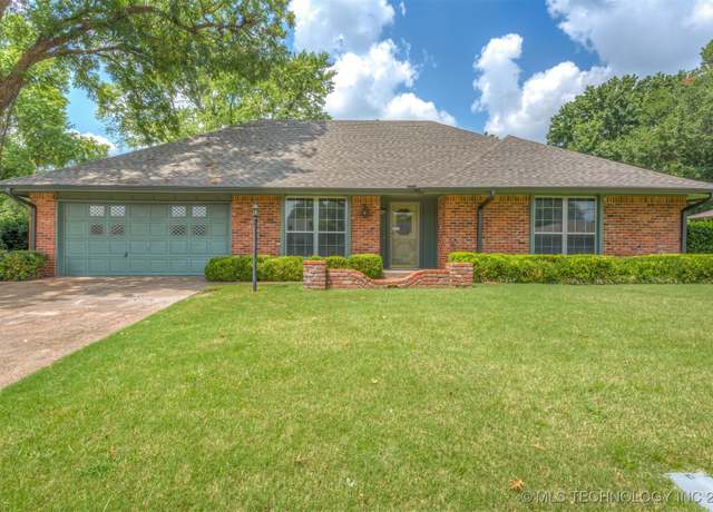 Property at 7740 S 72nd East Ave, Tulsa, OK 74133, 3 beds, 2 baths