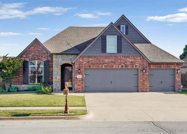 Property at 18621 E 43rd Pl, Tulsa, OK 74134, 4 beds, 3 baths