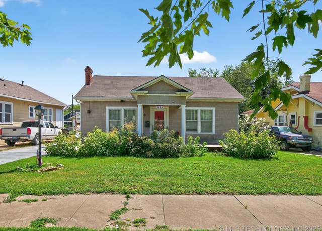 Property at 1424 S Keeler Ave, Bartlesville, OK 74003, 3 beds, 1 bath
