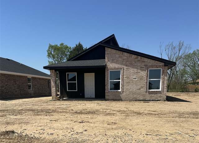 Property at 716 Elm St, Seminole, OK 74868, 3 beds, 2 baths