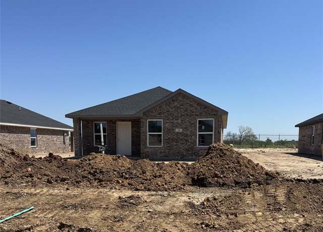 Property at 720 Elm St, Seminole, OK 74868, 3 beds, 2 baths