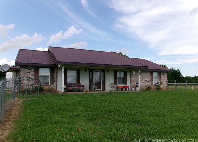 Property at 3150 Elm Grove Rd, Muskogee, OK 74403, 3 beds, 2 baths