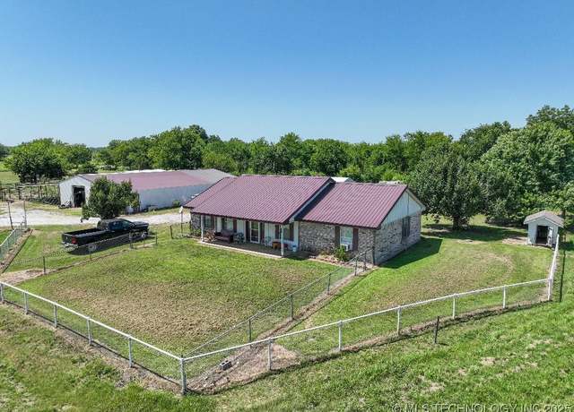 Property at 3150 Elm Grove Rd, Muskogee, OK 74403, 3 beds, 2 baths