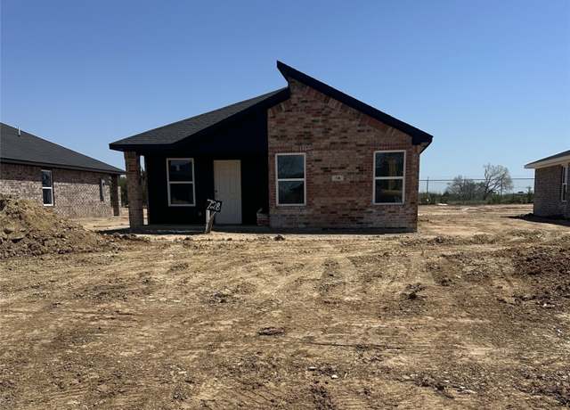 Property at 728 Elm St, Seminole, OK 74868, 3 beds, 2 baths