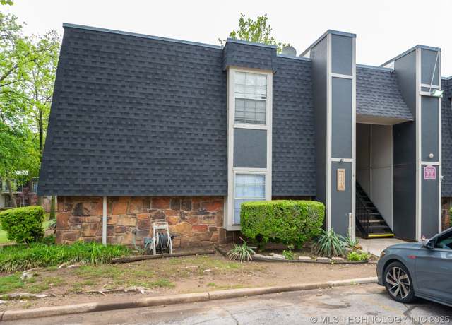 Property at 4424 E 68th St #380, Tulsa, OK 74136, 2 beds, 2 baths