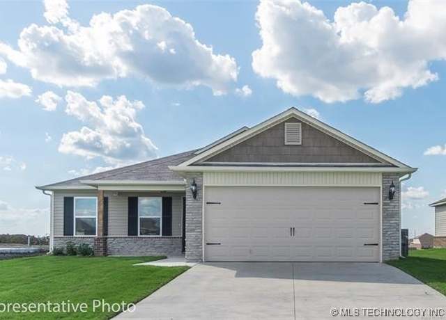 Property at 10103 E Biswell Ln, Claremore, OK 74019, 3 beds, 2 baths