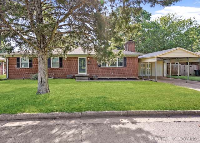 Property at 1905 S Fulton Ave, Tulsa, OK 74112, 3 beds, 1.5 baths