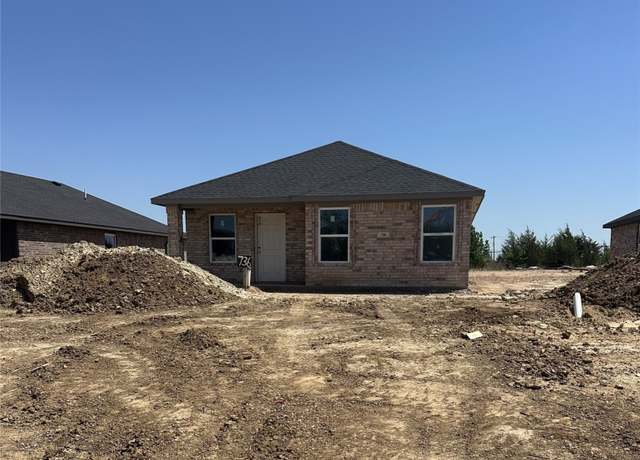 Property at 736 Elm St, Seminole, OK 74868, 3 beds, 2 baths