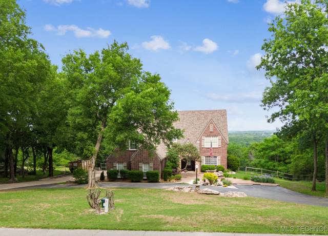 Property at 7311 N 202nd EastAvenue, Owasso, OK 74055, 4 beds, 2.5 baths