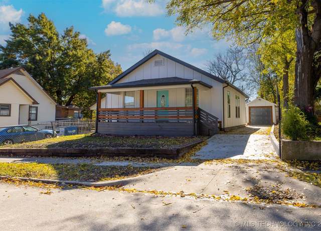 Property at 2052 E 12th Pl, Tulsa, OK 74103, 3 beds, 1.5 baths