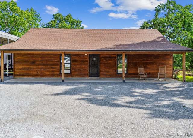 Property at 6164 E 578 Rd, Locust Grove, OK 74352, 3 beds, 2 baths