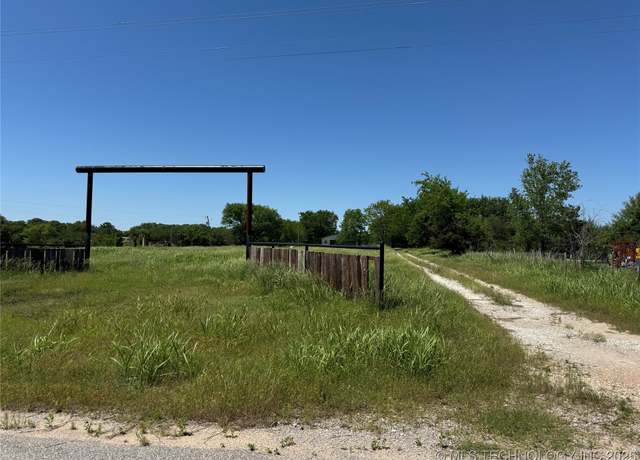 Property at 5746 County Road 1480, Ada, OK 74820, 2 beds, 1 bath