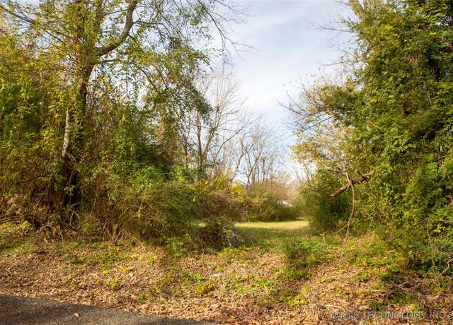 Property at 817 S 5th, Muskogee, OK 74401
