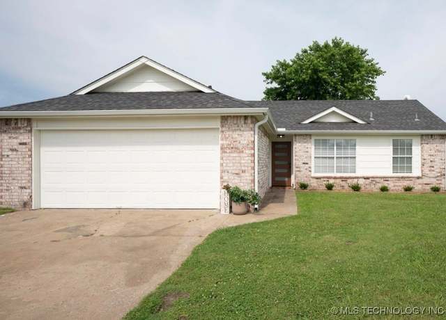 Property at 9918 N 44th East Ave, Sperry, OK 74073, 3 beds, 2 baths