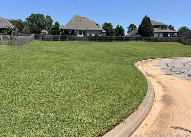 Property at 7103 S Sycamore Pl, Broken Arrow, OK 74011