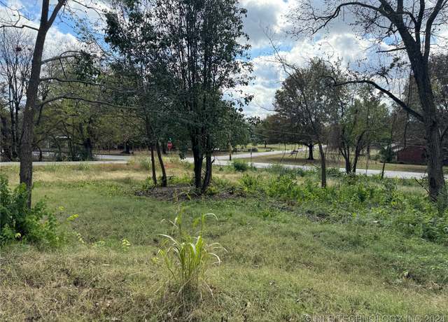 Property at 2609 W 78th St, Tulsa, OK 74132