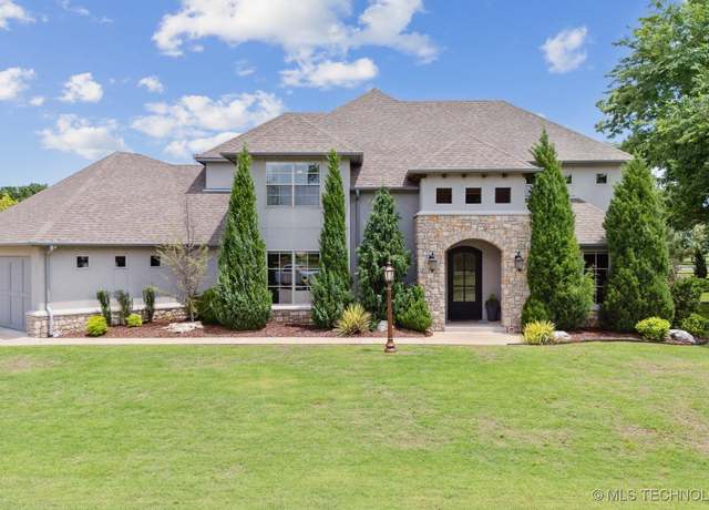 Property at 18319 E Red Fox Trl, Owasso, OK 74055, 4 beds, 3.5 baths