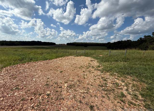 Property at 18208 W Grandview Rd, Tahlequah, OK 74464