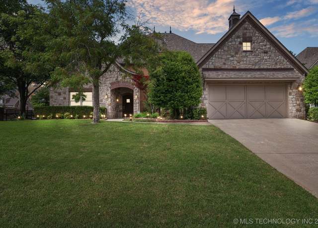 Property at 8703 E 101st Pl, Bixby, OK 74133, 4 beds, 3.5 baths