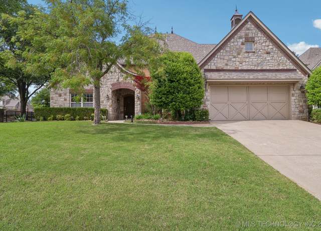 Property at 8703 E 101st Pl, Bixby, OK 74133, 4 beds, 3.5 baths