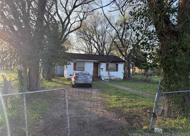 Property at 335 S 4th, Vinita, OK 74301, 2 beds, 1 bath