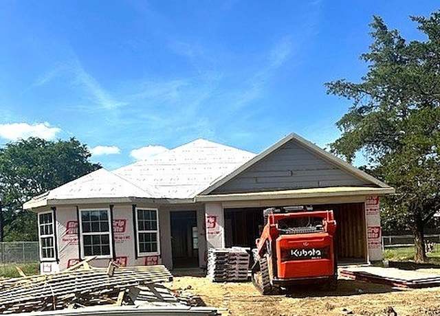 Property at 4824 Brookhaven Rd, Durant, OK 74701, 3 beds, 2 baths