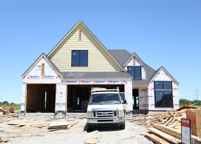 Property at 2717 E 134th Cir, Bixby, OK 74008, 4 beds, 3 baths