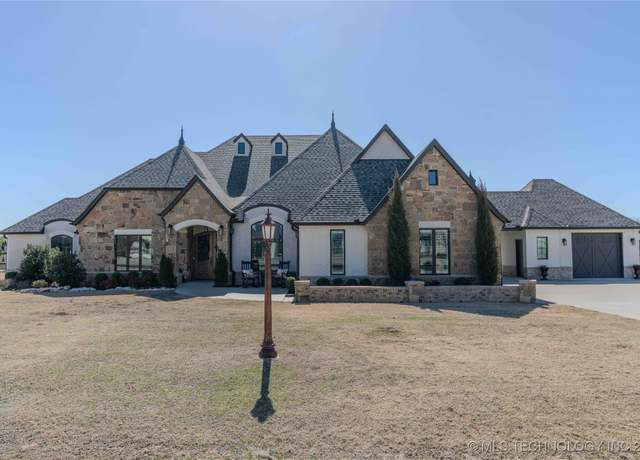 Property at 17824 E Sunset Rdg, Owasso, OK 74055, 4 beds, 4.5 baths