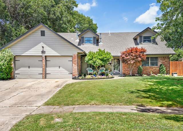 Property at 8213 E 38th St, Tulsa, OK 74145, 4 beds, 3 baths