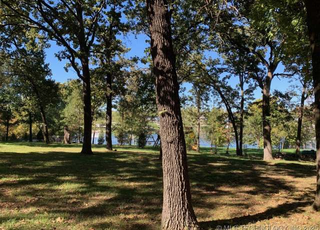 Property at 102 Cherokee Trl, Vinita, OK 74301