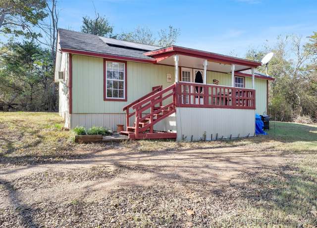 Property at 1018 Hillcrest, Durant, OK 74701, 2 beds, 1 bath
